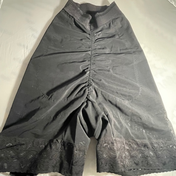 Shapewear High Waist Contour (Ardyss) Fits Like a Glove - Picture 5 of 10